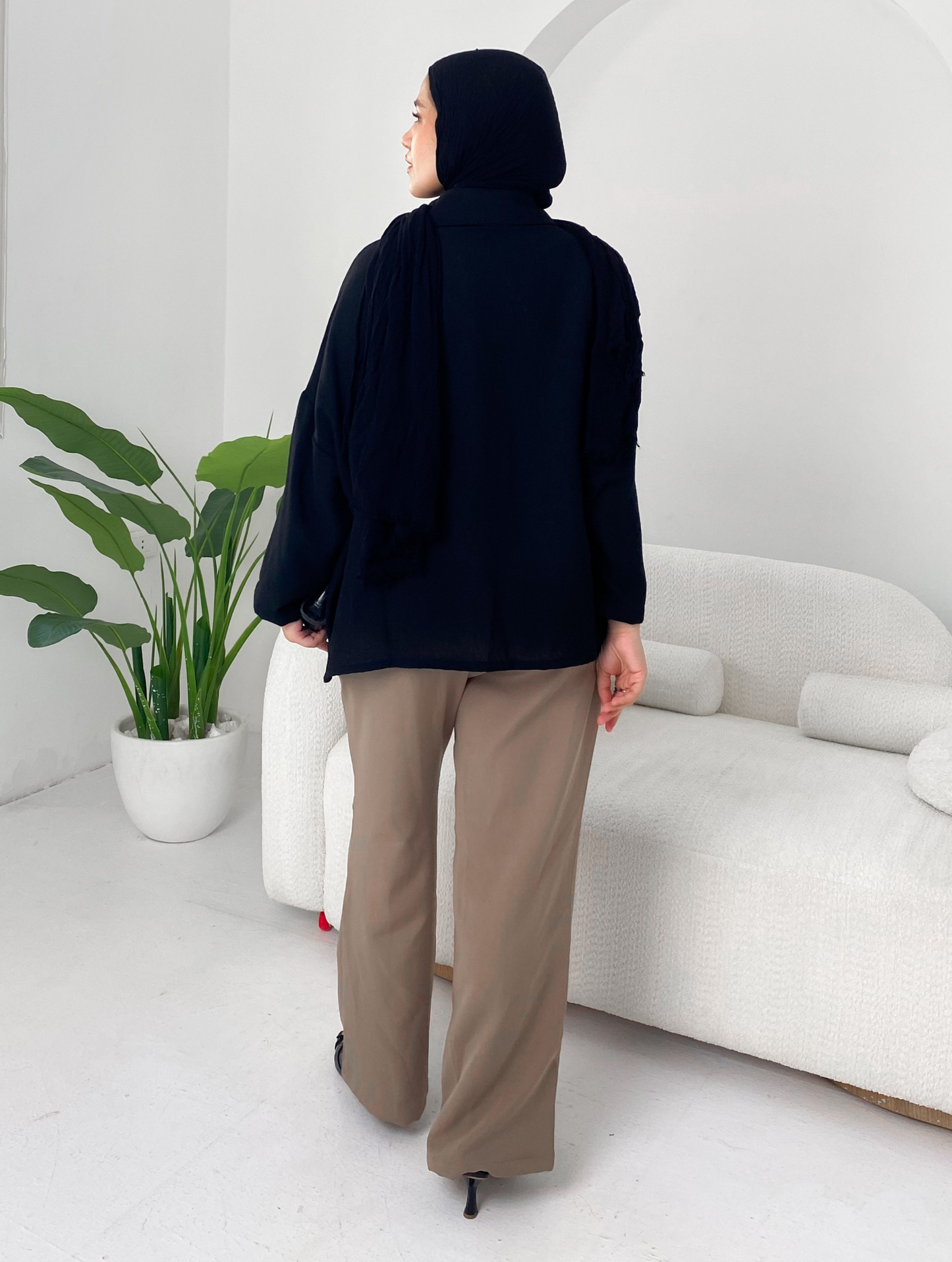 ss25ms-blo-1052 Black