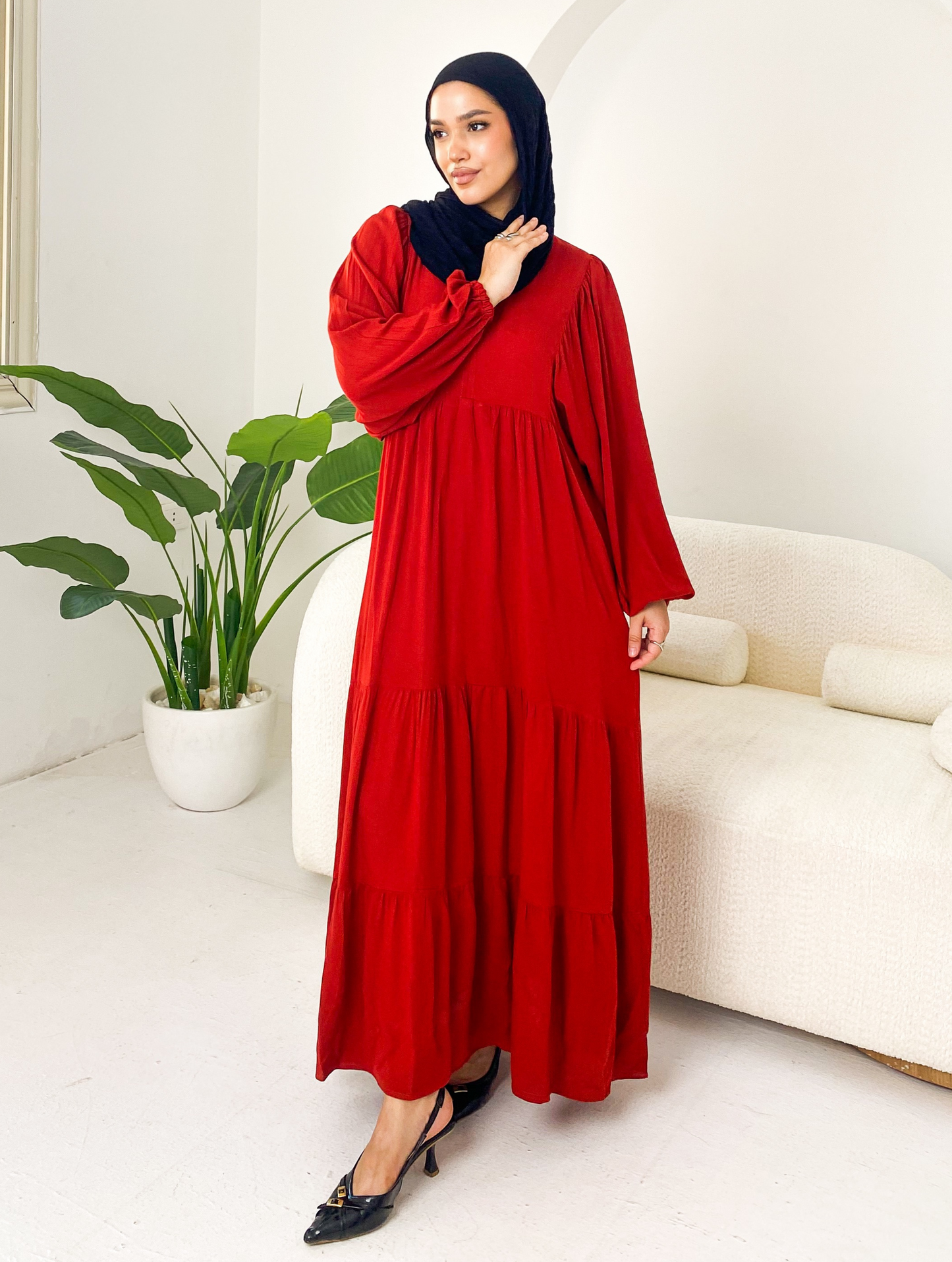 ss25ms-drs-4038-2 Toby V Neck Dress