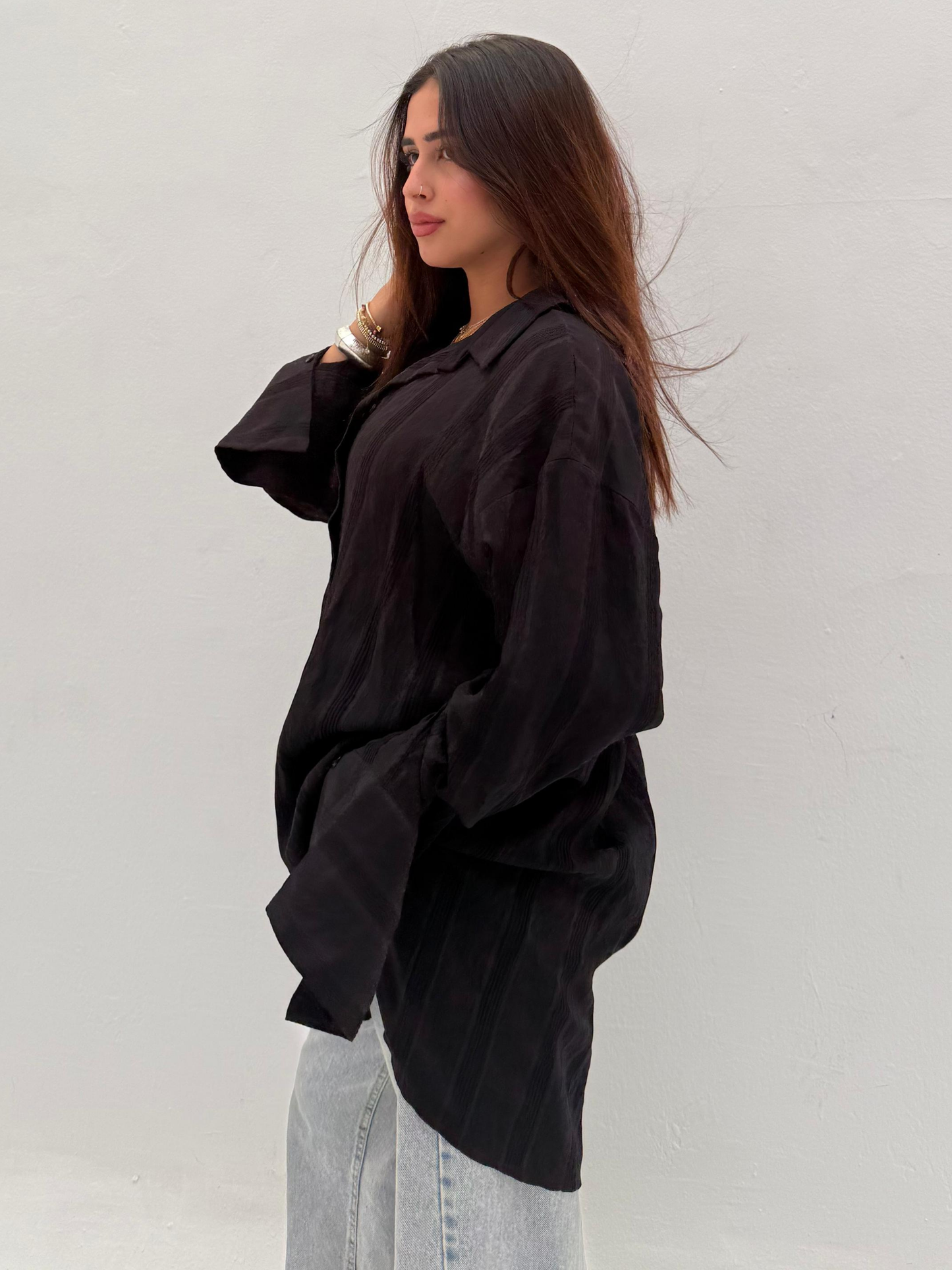 Black Wide Striped Long Shirt Code: 1048-2