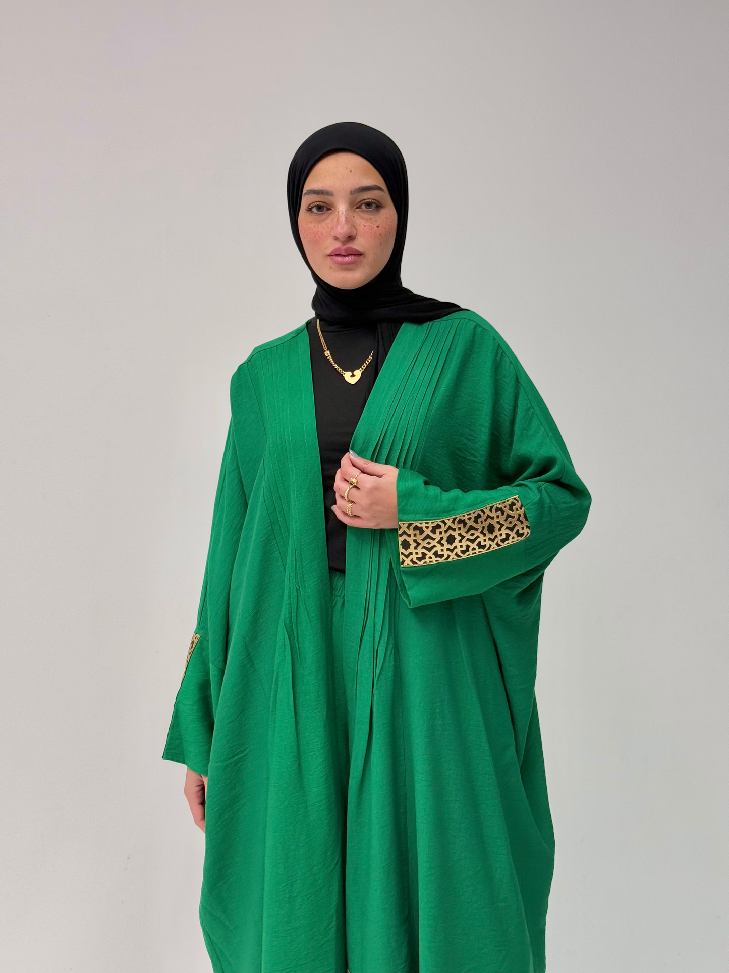 Layali Embelleshed Set