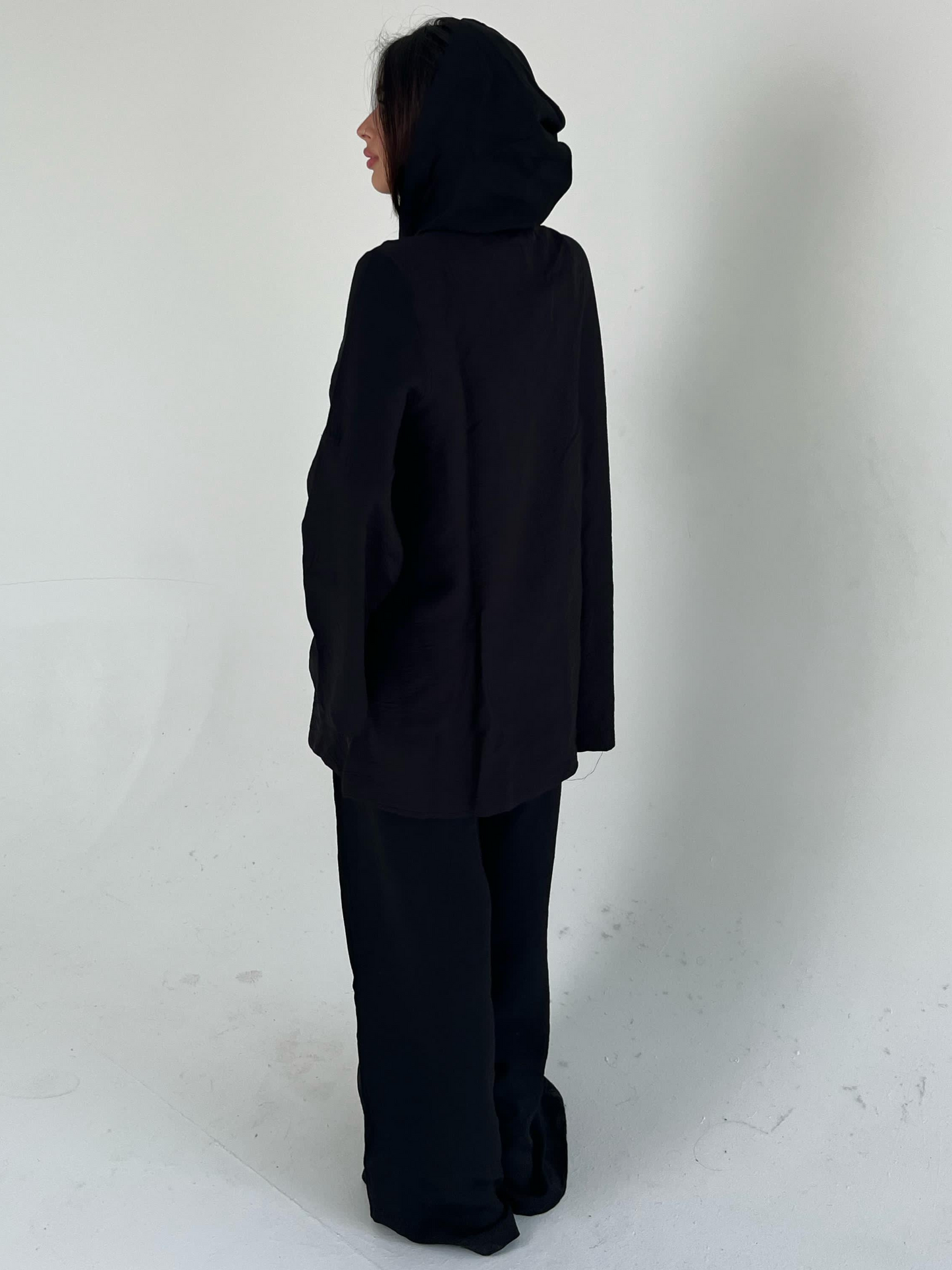 Noir Ease Pants