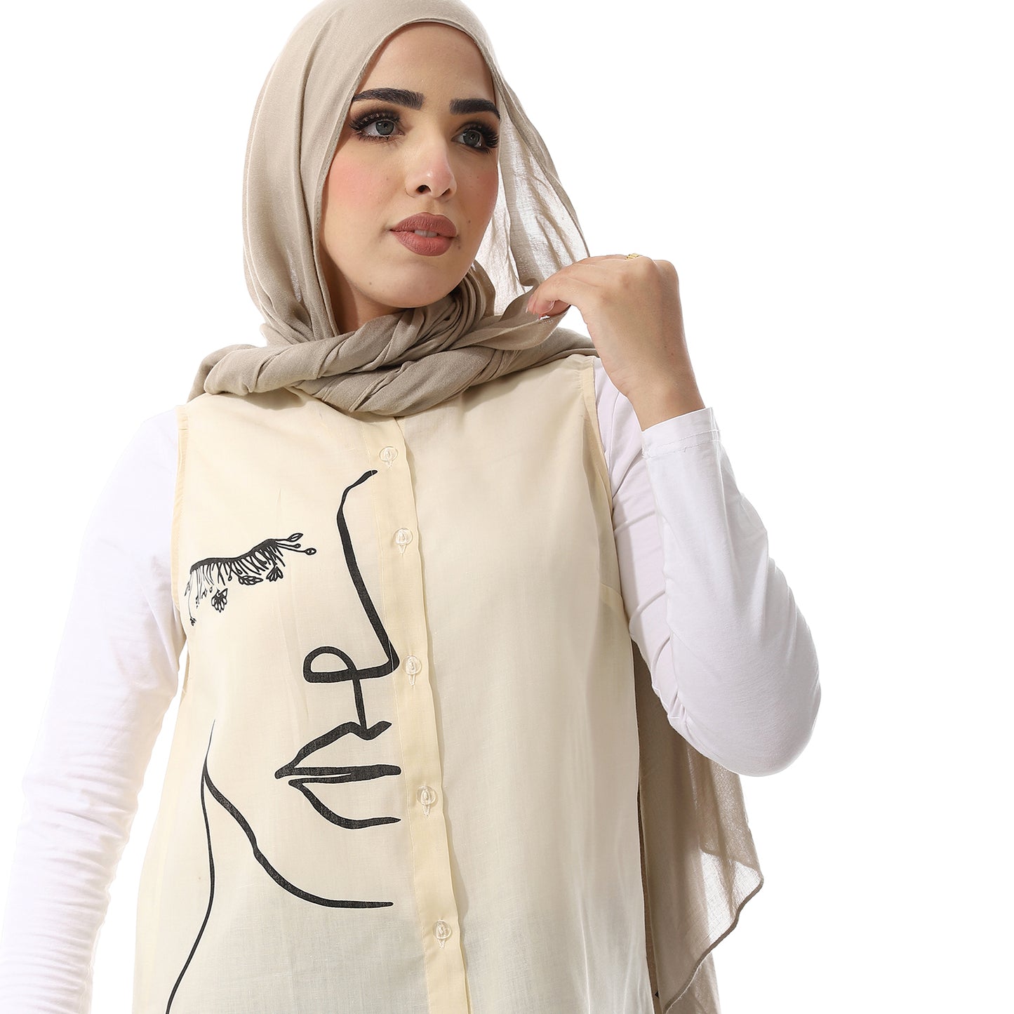 بلوزة مطبوعة